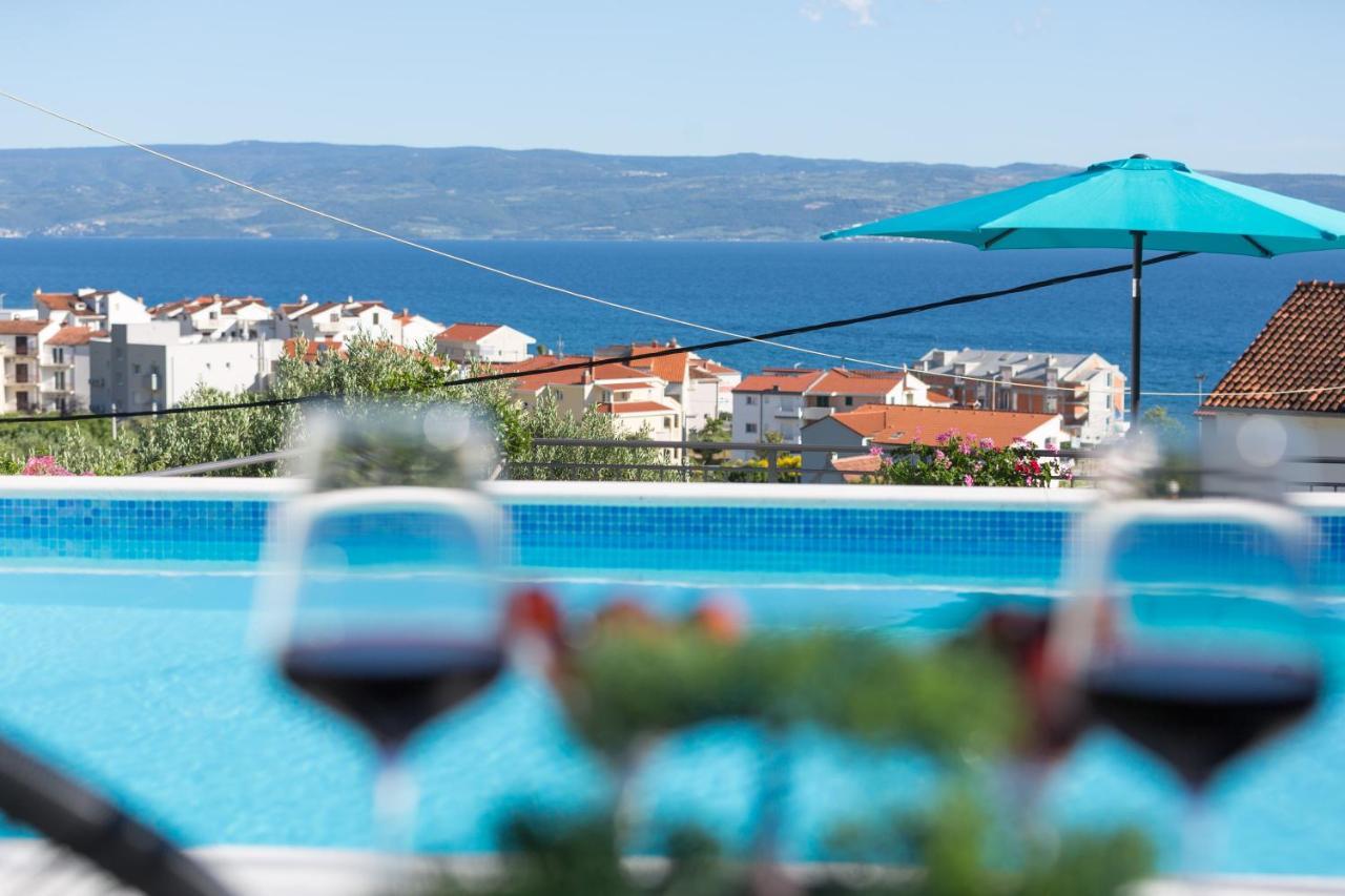 Apartments Lidija - Sea View Apartment With Exclusive Right Of Using Hot Tub Or Split Level Apartment With Exclusive Right Of Using Pool Podstrana Eksteriør bilde