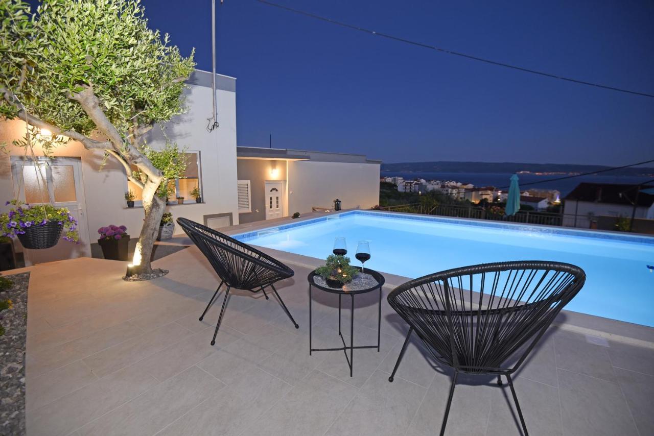 Apartments Lidija - Sea View Apartment With Exclusive Right Of Using Hot Tub Or Split Level Apartment With Exclusive Right Of Using Pool Podstrana Eksteriør bilde