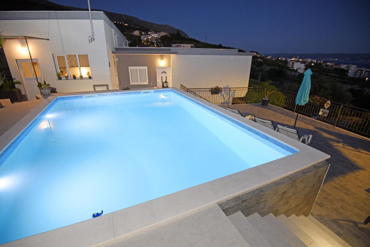 Apartments Lidija - Sea View Apartment With Exclusive Right Of Using Hot Tub Or Split Level Apartment With Exclusive Right Of Using Pool Podstrana Eksteriør bilde